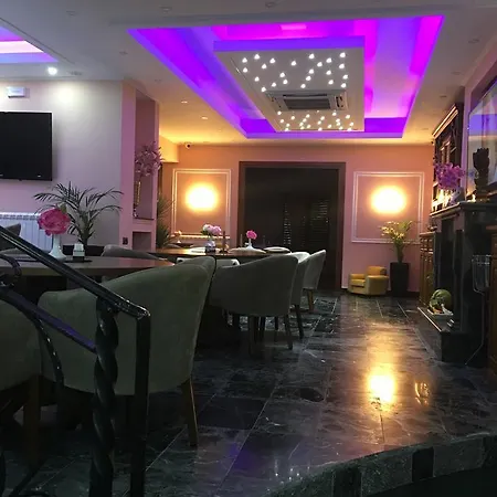 Lux De Paris Hotel