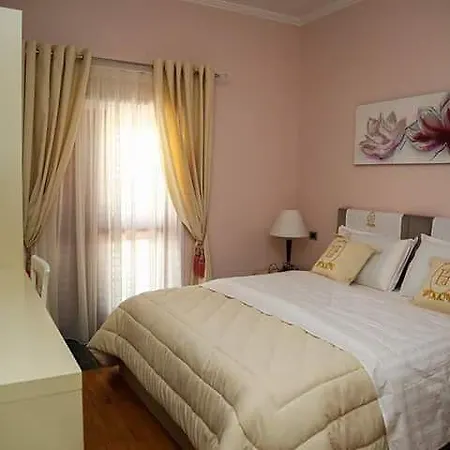 Hotel Lux De Paris Tirana